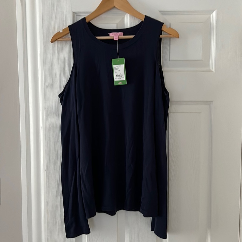 Lilly Pulitzer Cold shoulder Long sleeve top. New with tags. Medium